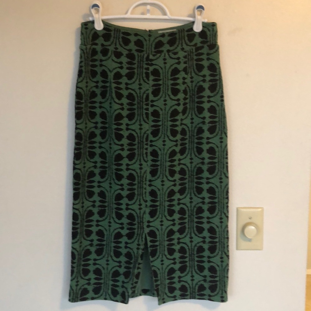Size S, Maeve Anthropologie midi pencil skirt